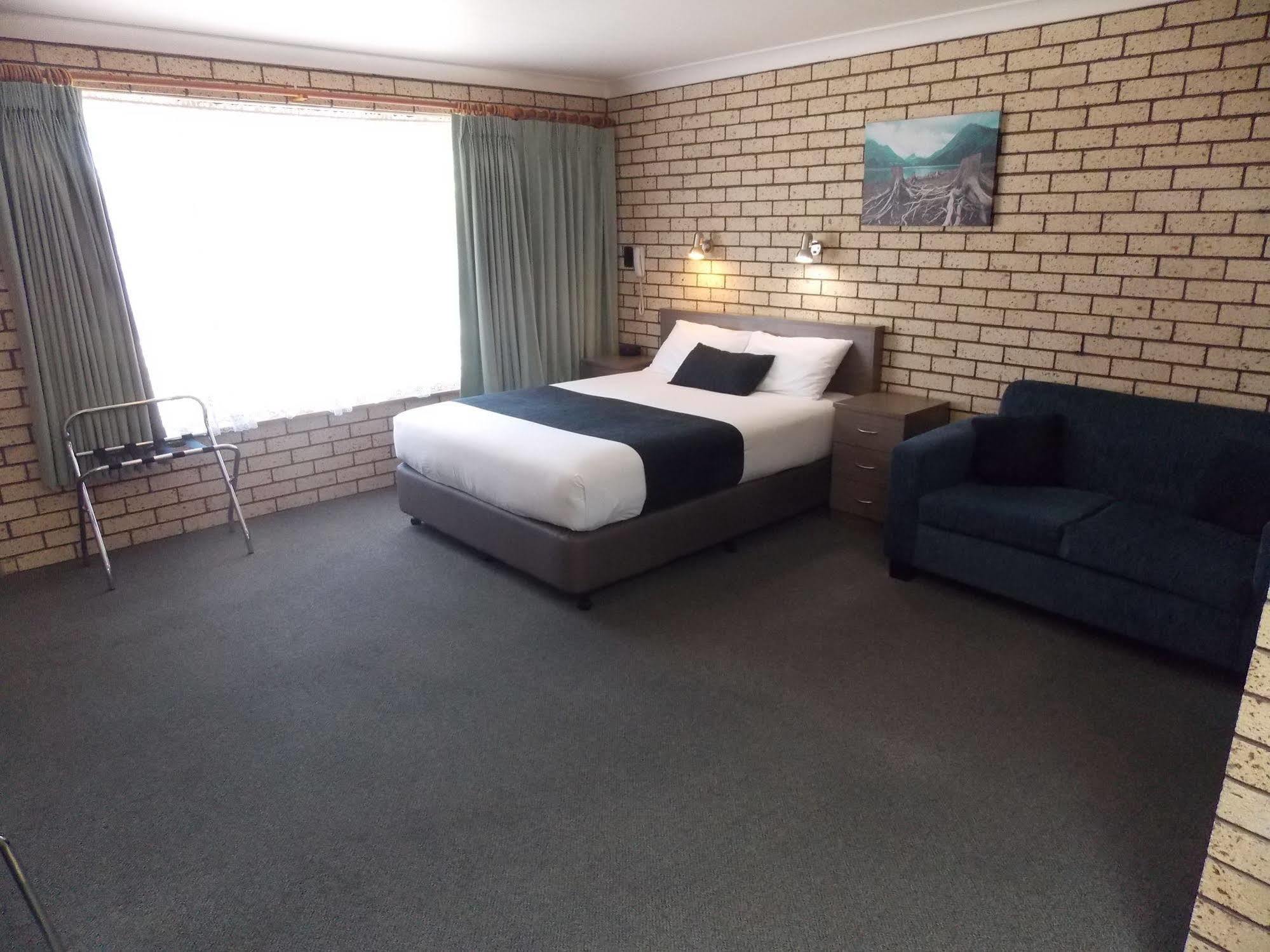 Cowra Crest Motel Exterior foto